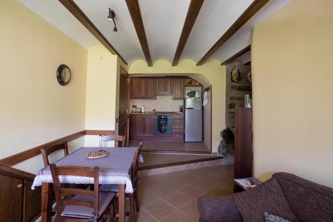 Ferienwohnung Casa Coix Escas Exterior foto
